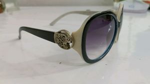 UV Protection Sunglass (Women ,B&amp;W)