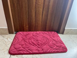 DOOR MAT