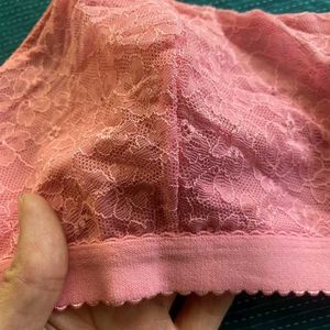 H&amp;M 💕 Pink Lace Bra