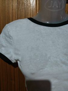 H&amp;M White Crop Top with Black Trim