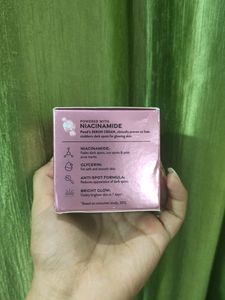Ponds Bright Beauty Serum Cream