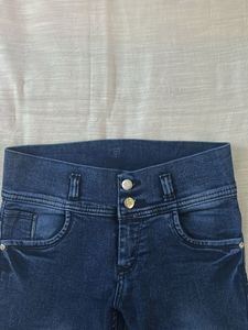 Distressed Patch Denim Jeans