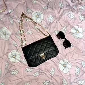 Chic Quilted Crossbody Bag