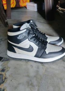 Nike Air Jordan 1 Black White