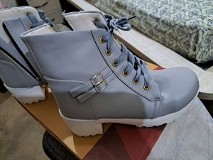 Girls Shoes