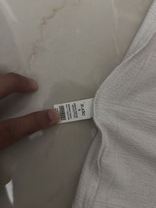 White texture t-shirt