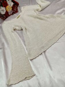 Crocheted Off-white Tops🤍