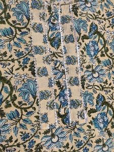Women Cream Floral Print Cotton Kurti