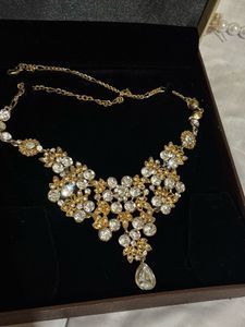 Sparkling Rhinestone Necklace