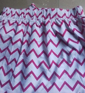 Girls Pink &amp; White Skirt