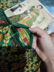 Green Golden Beautiful Saree With Blouse