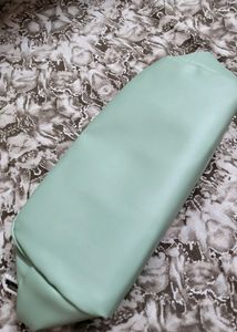 Bumps Erasing Body Scrub