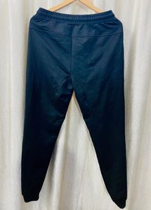 Nike Tech  Black Jogger (UNISEX)