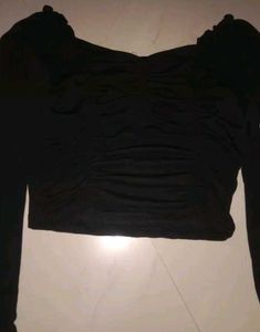 Black Ruched crop Top