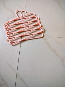 Multi-level Hanger