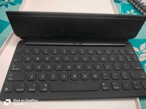 Apple iPad Smart Keyboard