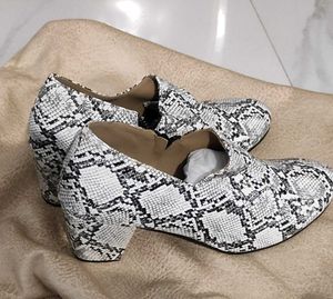 Trendy Snake Print Block Heels