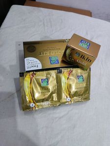 Asta Berry Nano Gold Facial Kit
