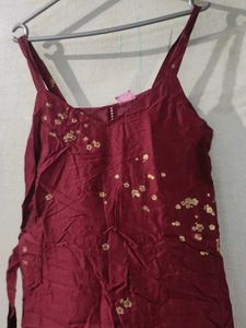 Side Knot Maroon Kurti
