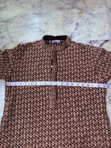 Jompers Embroidered Kurta