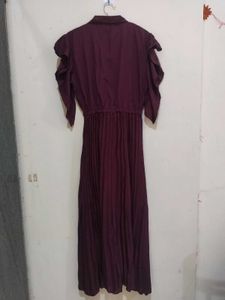 Elegant Pleated Maxi Dress