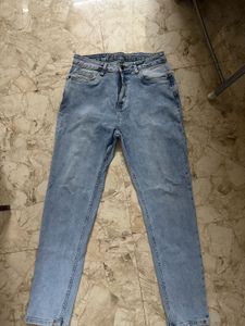 Roadster Light Wash Jeans