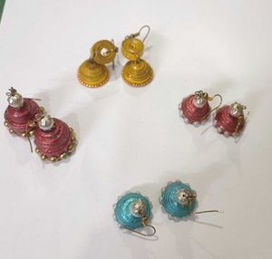 *Price Drop By 40* 4 Piece Jhumka Set 🌼🌸🛺🪶