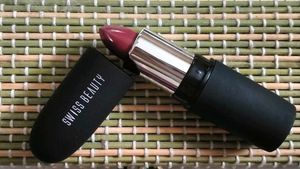 Swiss Beauty Pure Matte Lipstick 222 Hot Nude- New