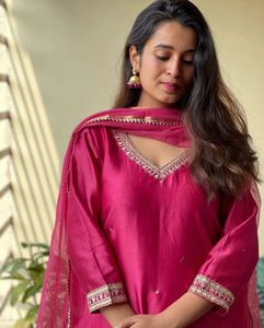 Elegant Pink Kurta Set