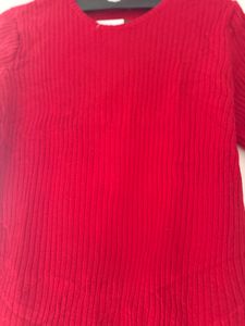 Red Ribbed Knit Short Sleeve Top