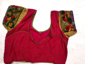 Riboon Handwork Saree With Designer Blouse