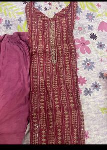 Chinhon Stitch Suit