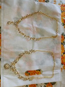 Gold Floral Rhinestone Necklace