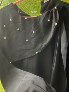 Black Pearl Full Sleeves Top