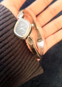 Titan Watches For Women&#39;s (Bracelet Watch)