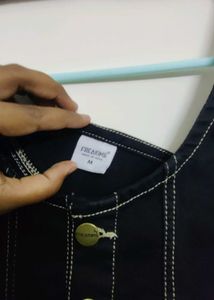 Freakins - Contrast Seam Black Top