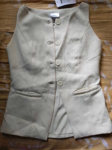 Chic Sleeveless vest top