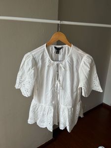 NEW LOOK White Broderie Anglaise Tie Front TOP