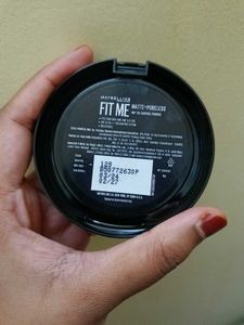 Maybelline Fit Me Matte + Poreless Compact