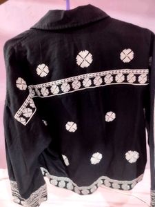 woman light casual overcoat / jacket
