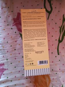 80g  Dot And Key Vitamin C sunscreen