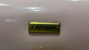 Enamour Pouch