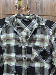 Checks Black Top