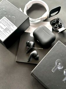 Apple Airpods Gen 2 Matte Black