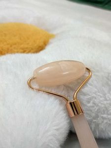 Pink Jade Rose Gold Facial Roller