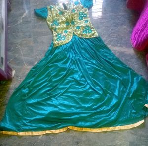 Party Wear Long Gown With Half Sleeves