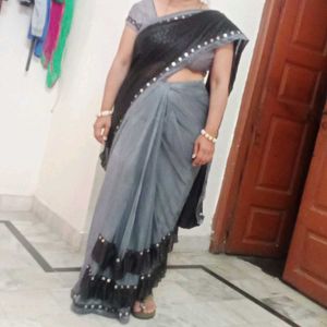 Important Febric Prill Saree