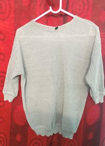 Ribbed Round Neck Pullover