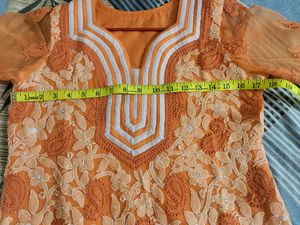 Lukhnvi Kurti