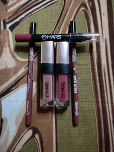 Mars Lipstick & Lip Liner Combo!